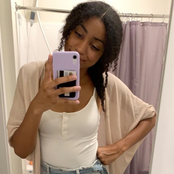 Meet your Posher, Kiandra - Picture 1 of 1